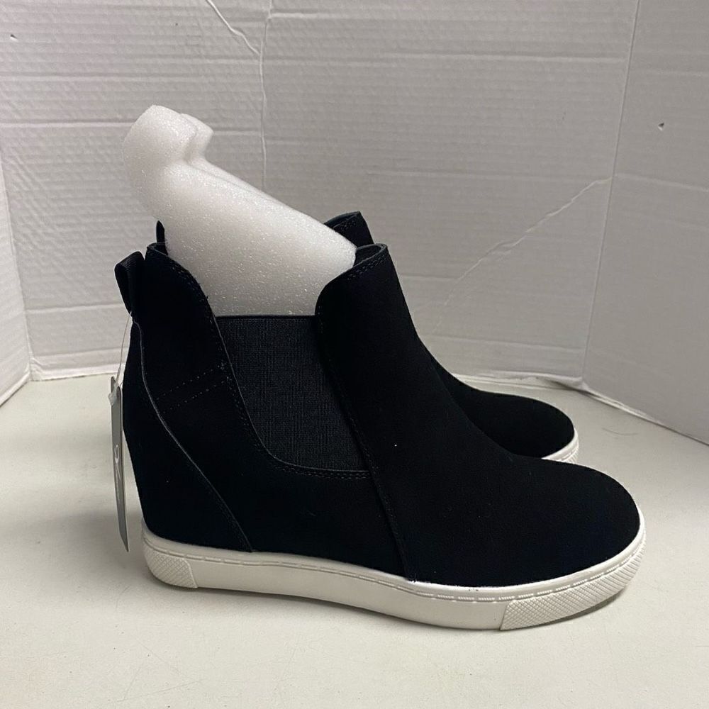 ATHLEFIT Women’s Wedge Black Booties Size 9 New With Box - Picture 12 of 12